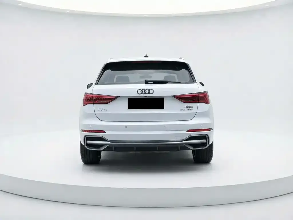 Audi Q3 2023 из CN, фото 4