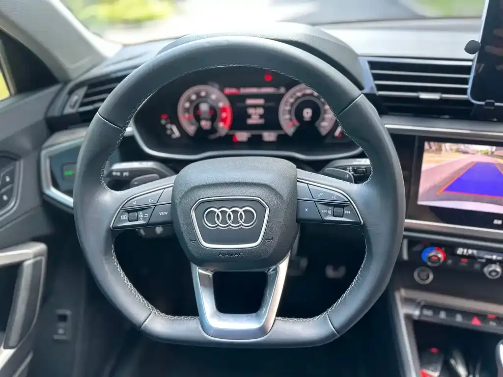 Audi Q3 2023 из CN, фото 7