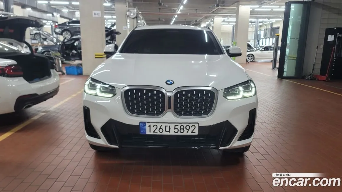 BMW X4 — фото 4