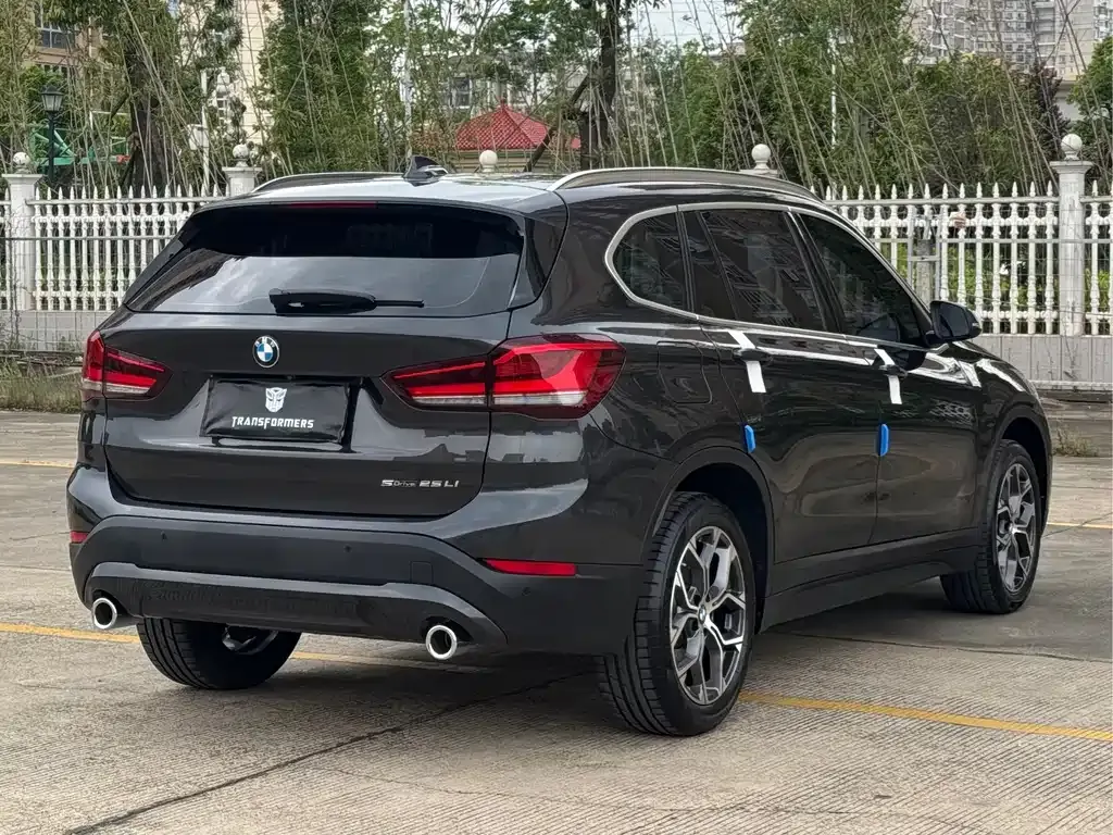 BMW X1 — фото 6