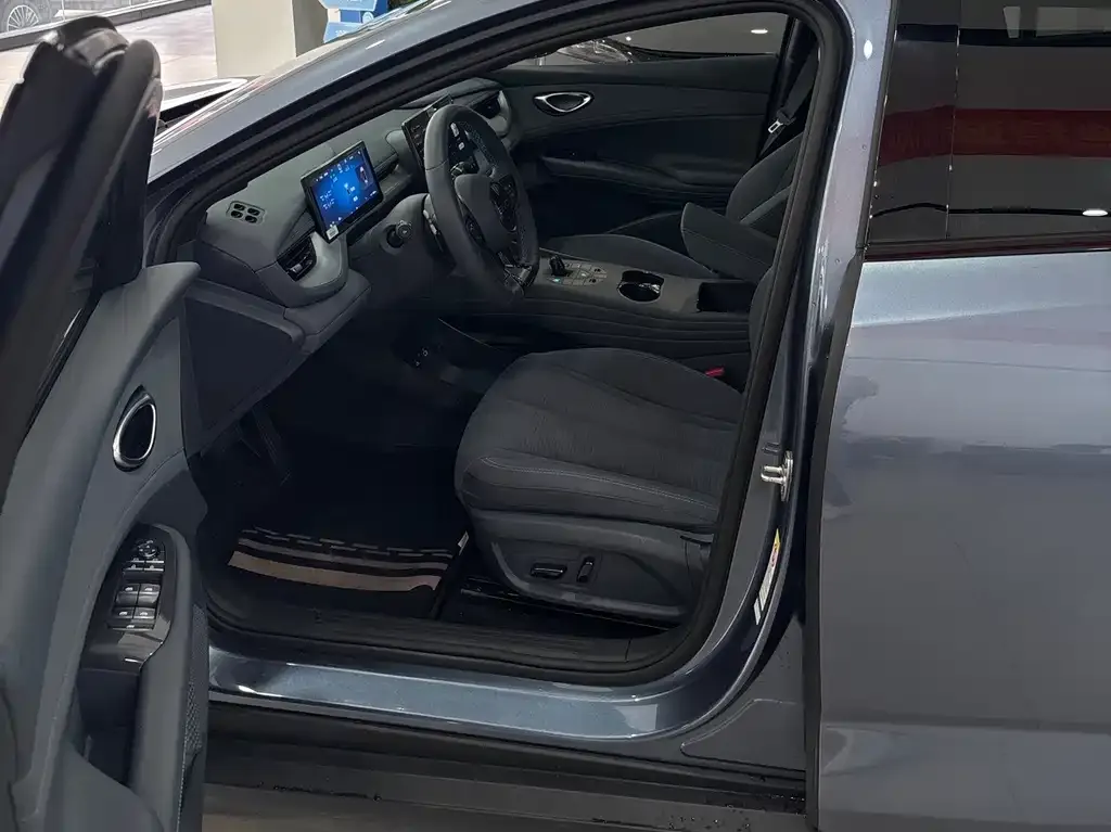 BYD Seal 06GT 2025 из CN, фото 9