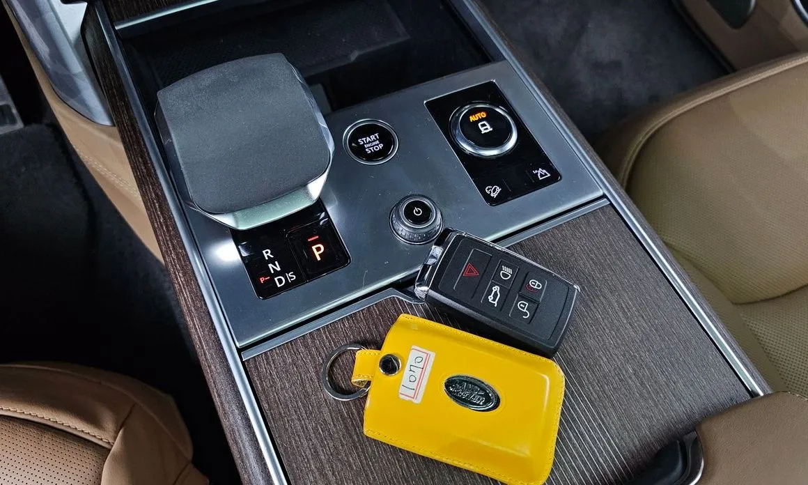 Land Rover Range Rover 2023 из KR, фото 7