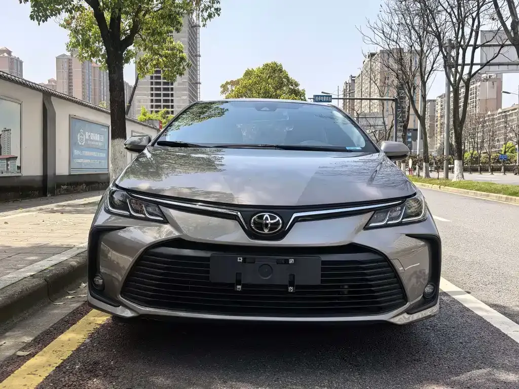 Toyota Corolla 2023 из CN, фото 7