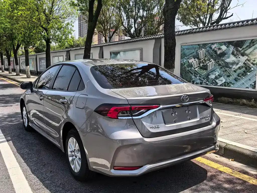 Toyota Corolla 2023 из CN, фото 6