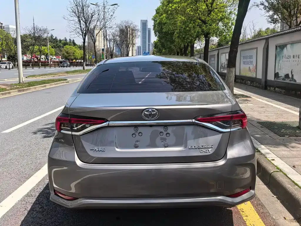 Toyota Corolla 2023 из CN, фото 8