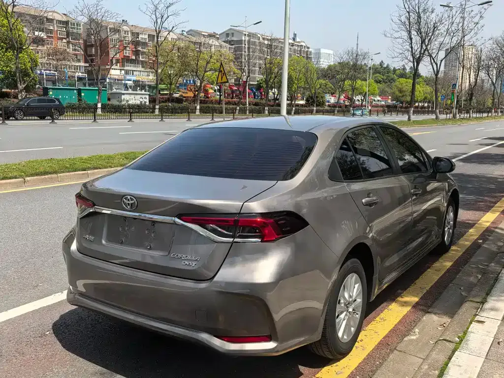 Toyota Corolla 2023 из CN, фото 9