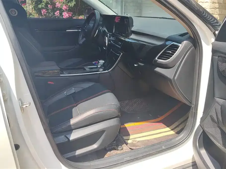 Kia KX3 2022 из CN, фото 7
