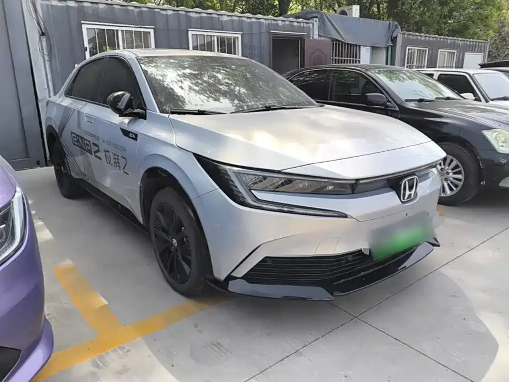 Honda e:NP2 2024 из CN, фото 4