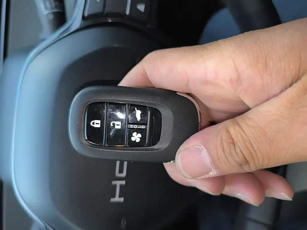 Honda e:NP2 2024 из CN, фото 2