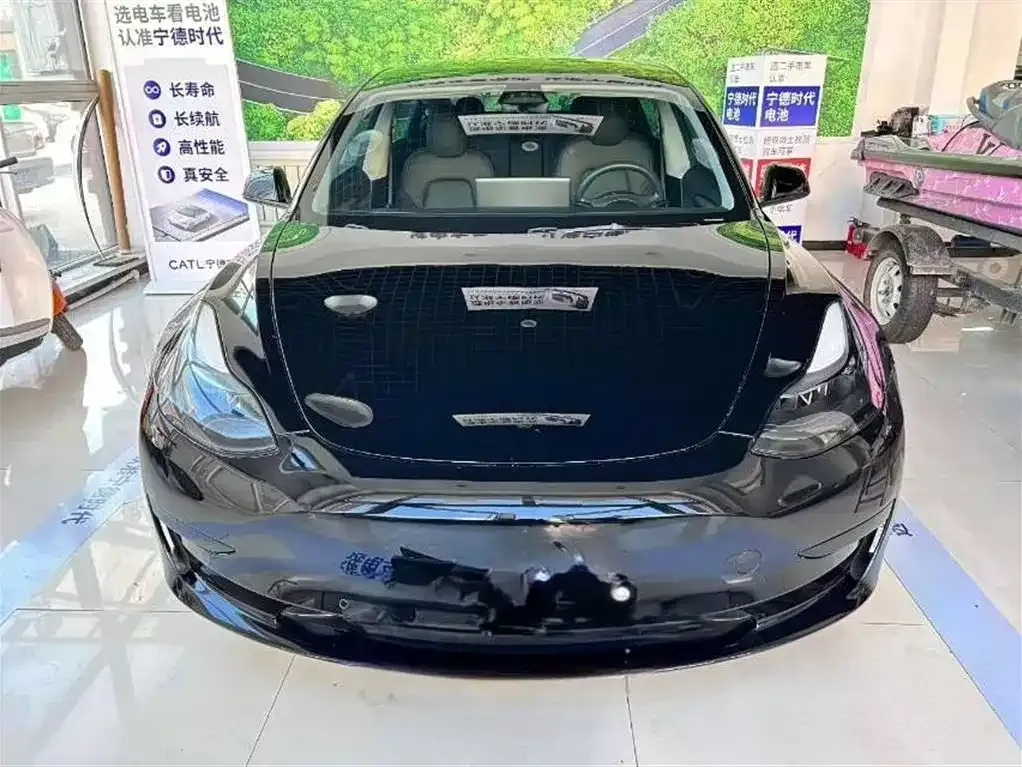 Tesla Model 3 — фото 6