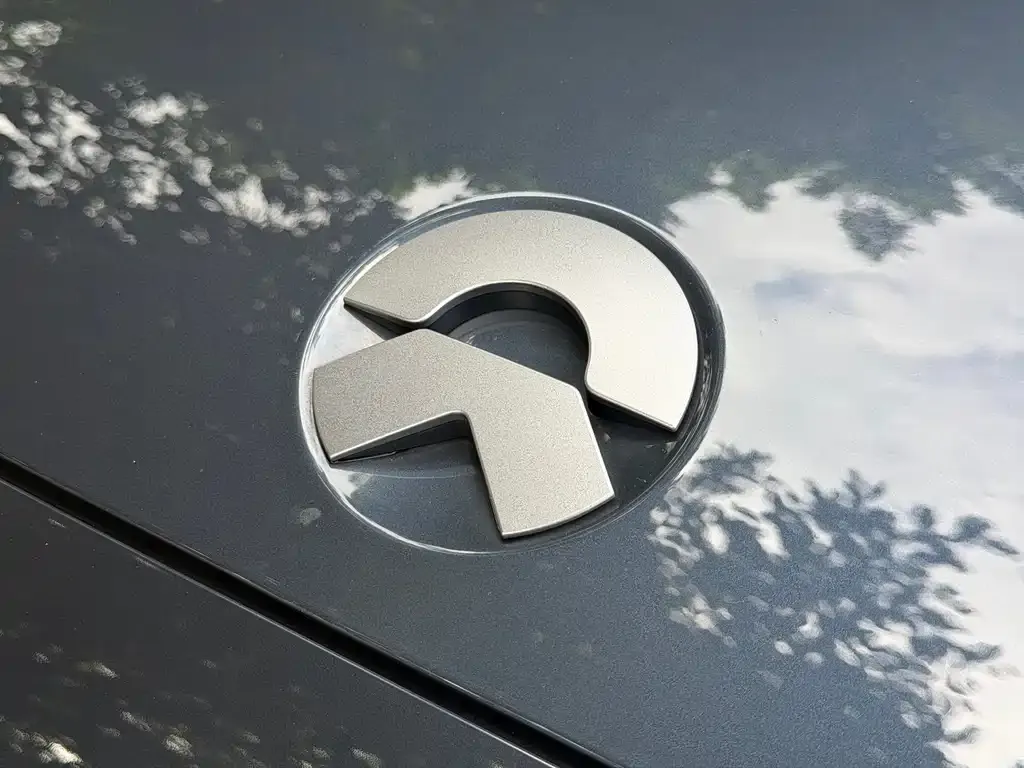 NIO EC6 — фото 8