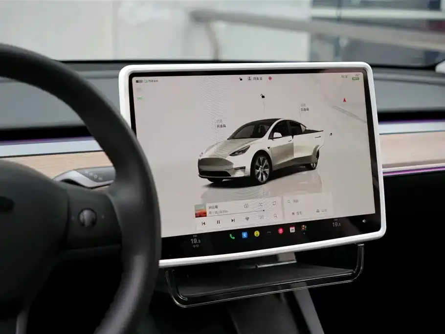 Tesla Model Y 2023 из CN, фото 8