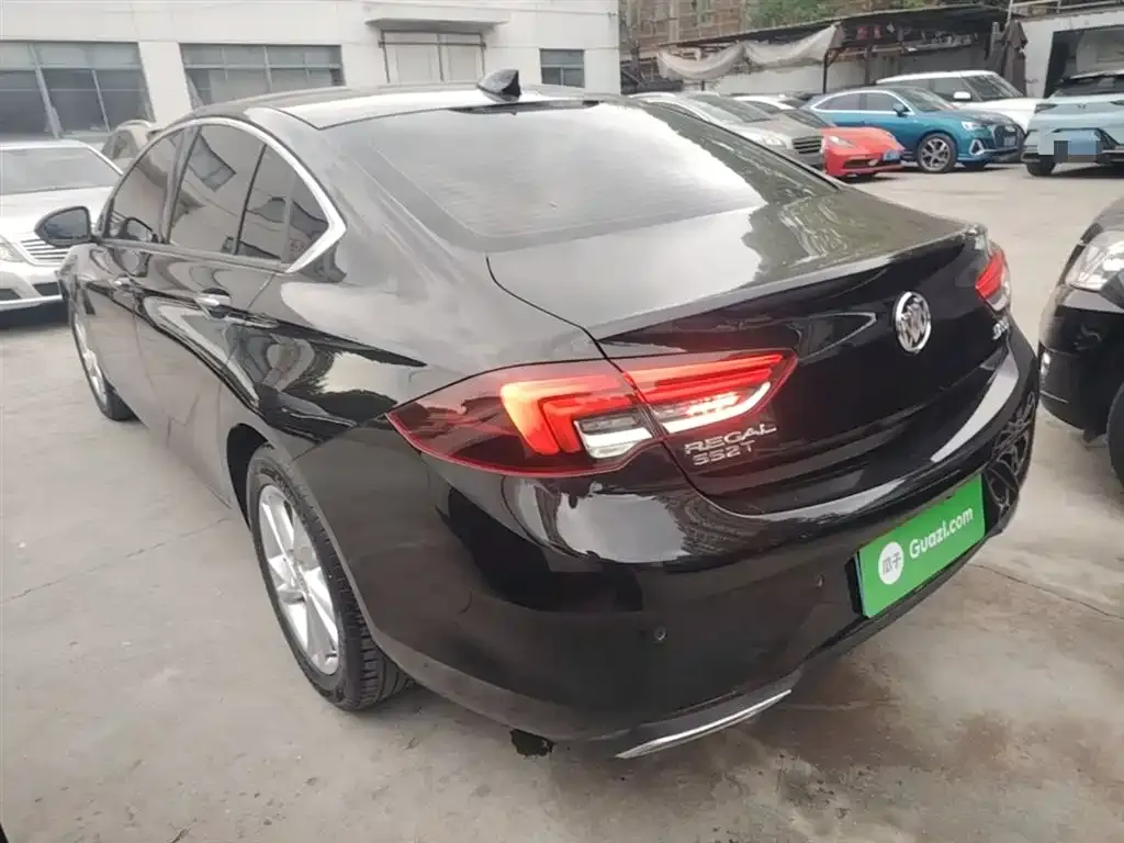 Buick Regal — фото 9