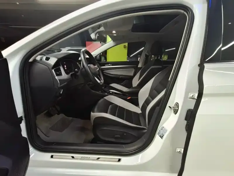 Volkswagen Bora 2022 из CN, фото 2