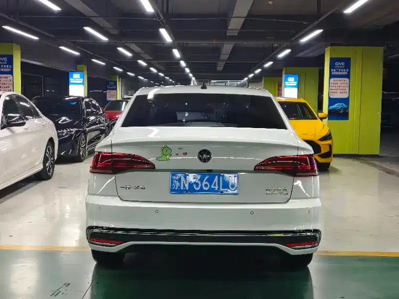 Volkswagen Bora 2022 из CN, фото 8
