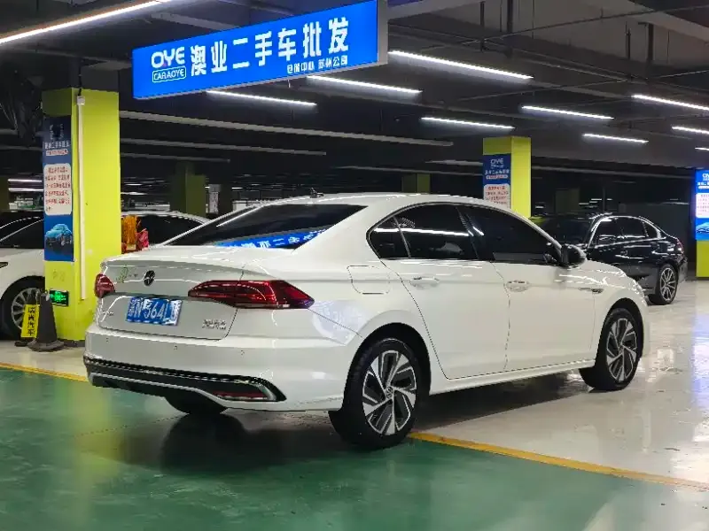 Volkswagen Bora 2022 из CN, фото 3