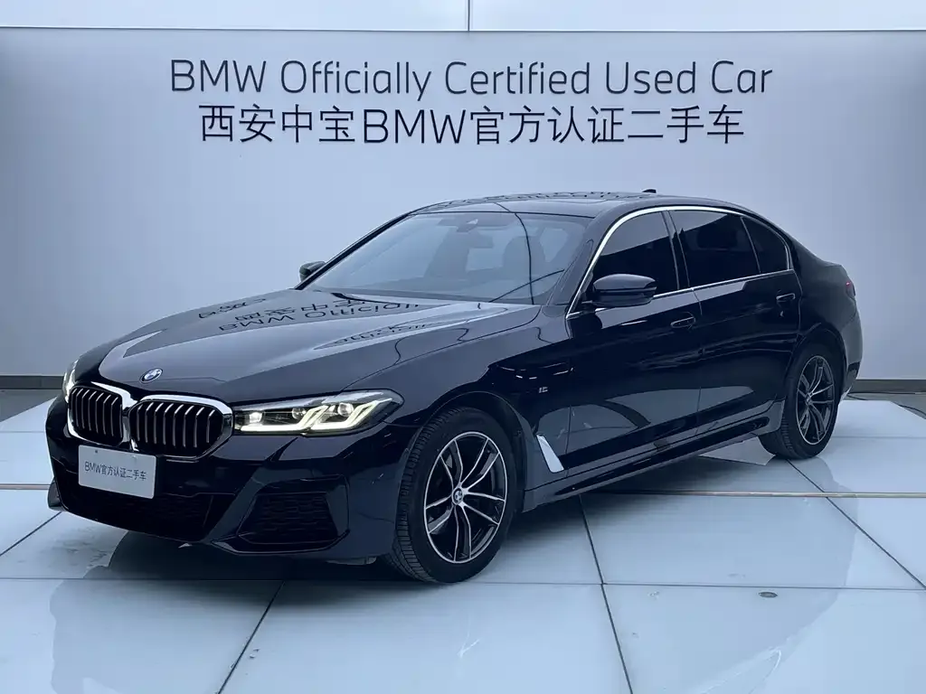 BMW 5 Series — фото 1