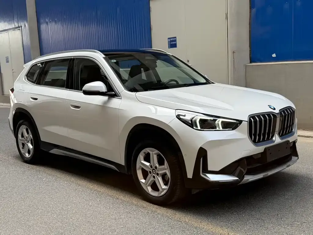 BMW X1 — фото 3