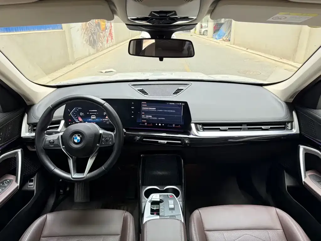 BMW X1 — фото 10