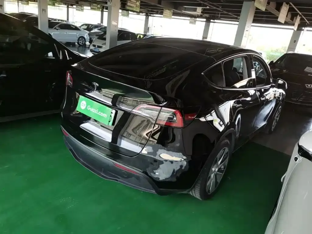 Tesla Model Y 2022 из CN, фото 10
