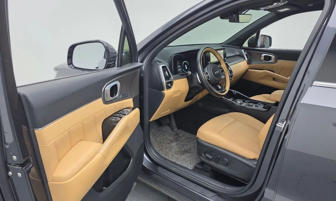 Kia Sorento 2023 из KR, фото 3