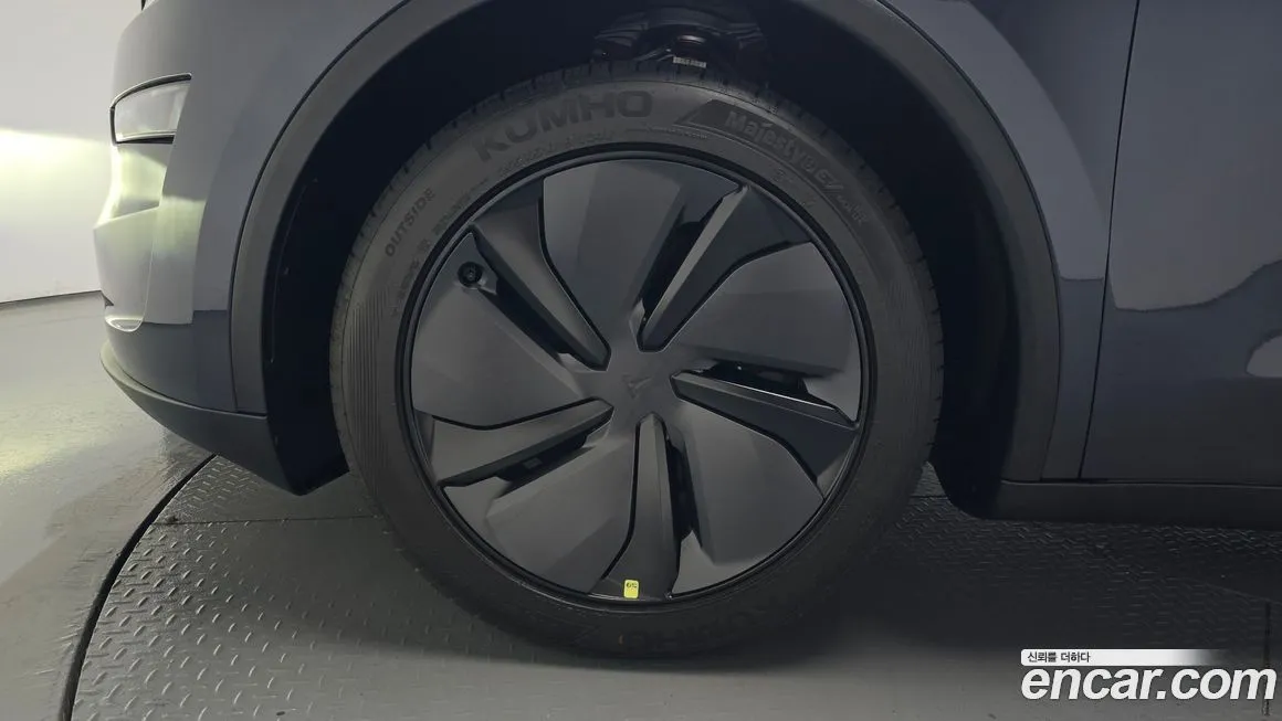 Tesla Model Y 2026 из KR, фото 8