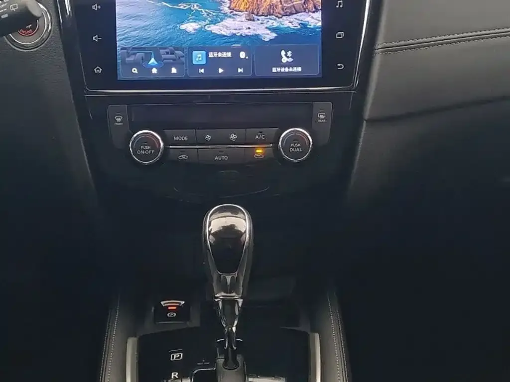 Nissan X-Trail 2025 из CN, фото 2