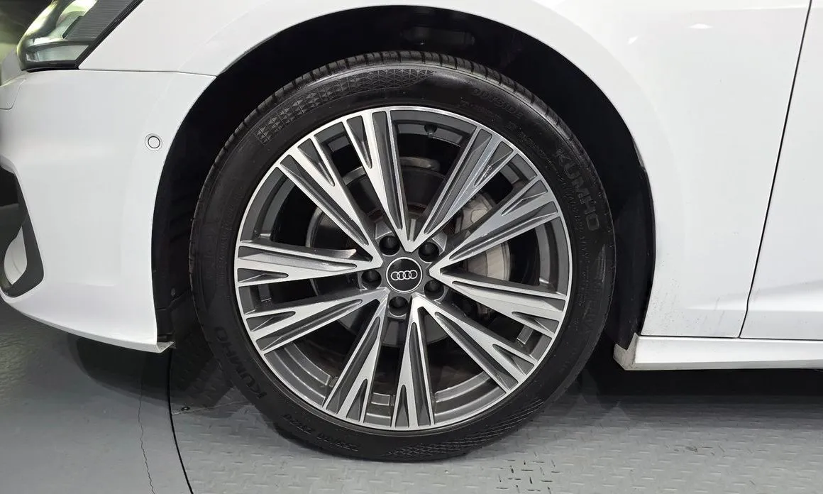 Audi A6 2023 из KR, фото 8