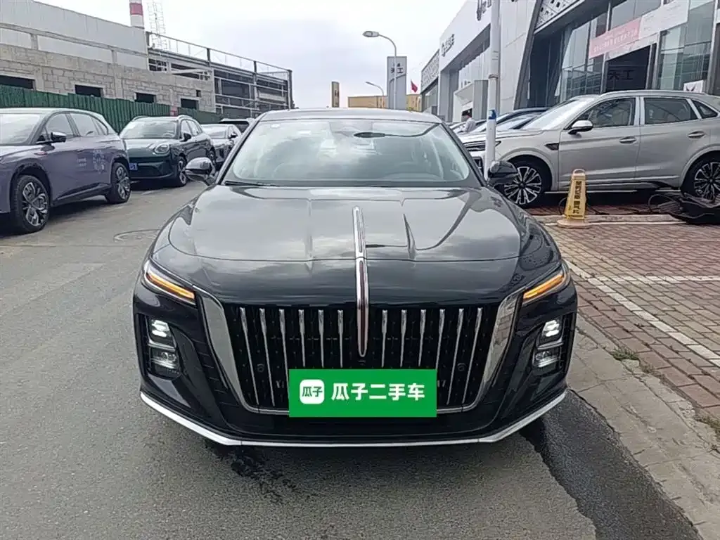 Hongqi H5 — фото 3