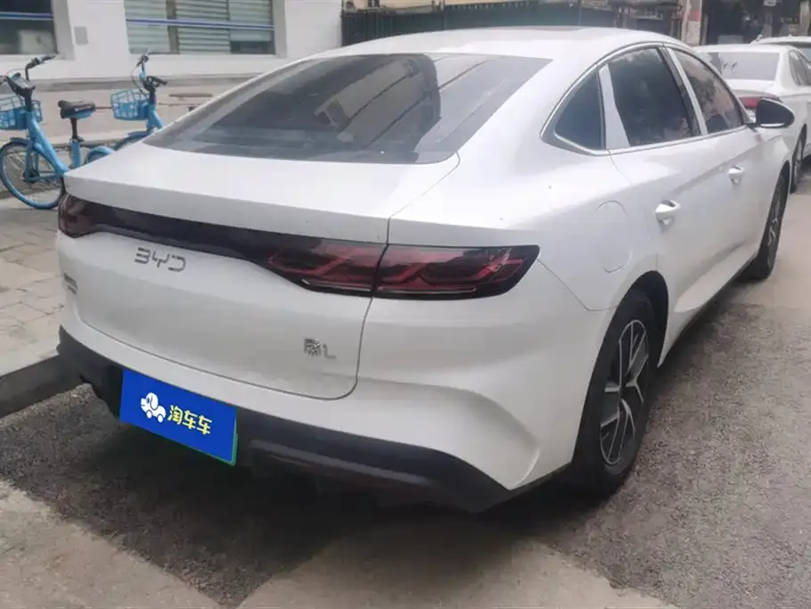 BYD Qin L — фото 10