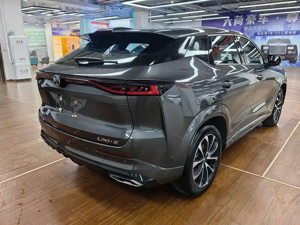 Changan UNI-Z New Energy 2024 из CN, фото 5