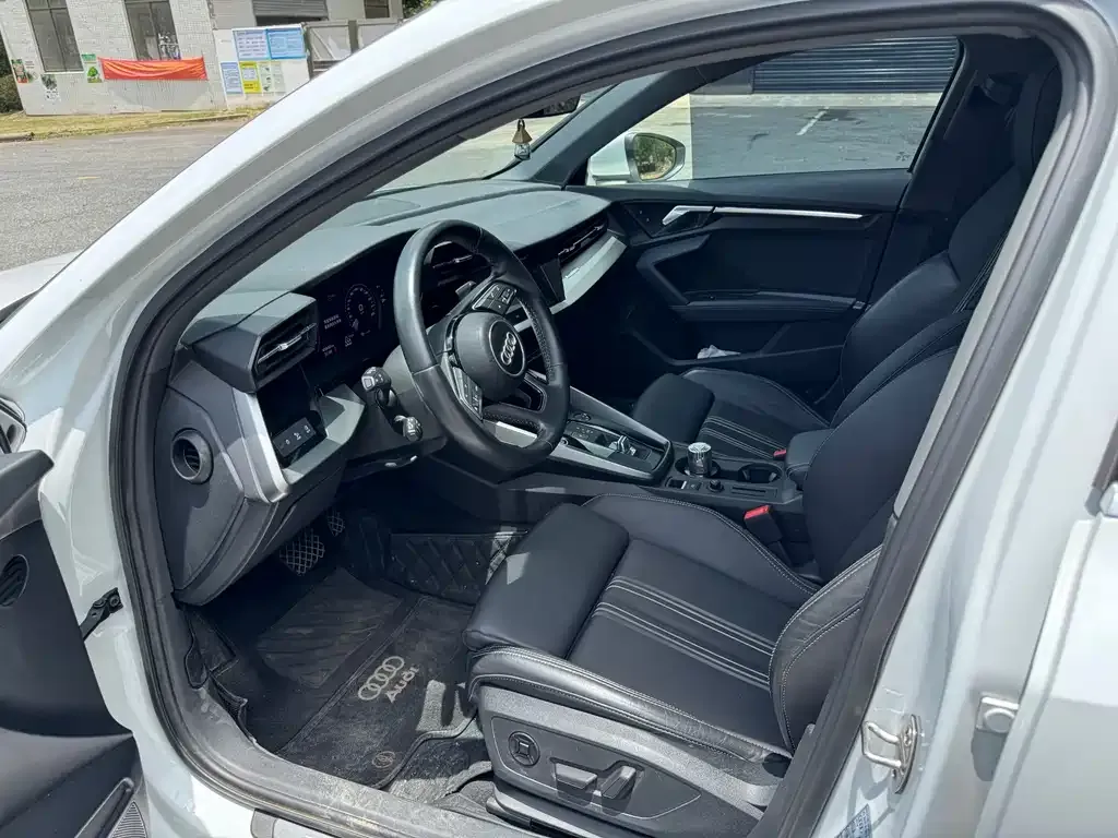 Audi A3 2022 из CN, фото 2