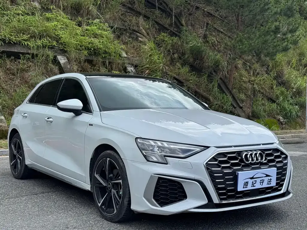 Audi A3 2022 из CN, фото 8
