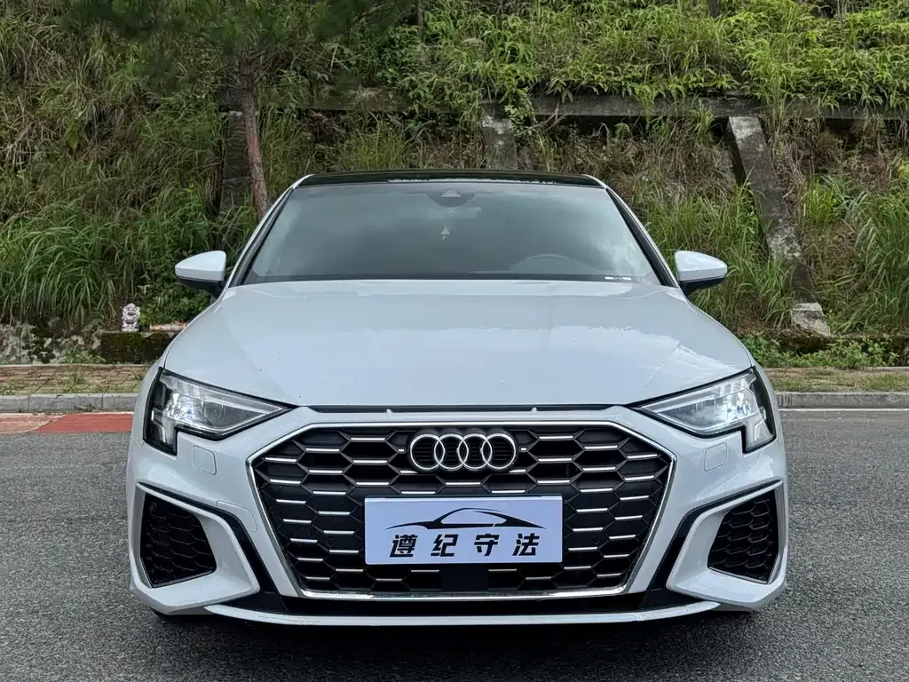 Audi A3 2022 из CN, фото 6