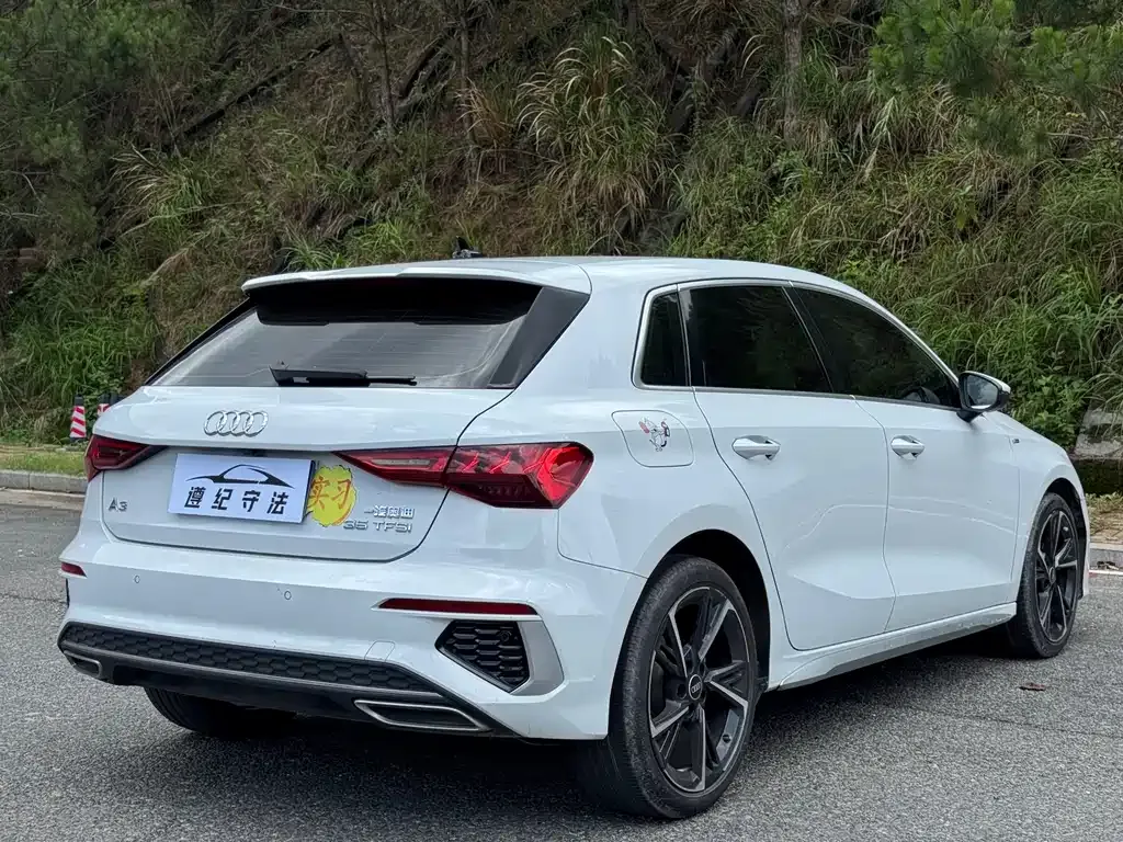 Audi A3 2022 из CN, фото 7
