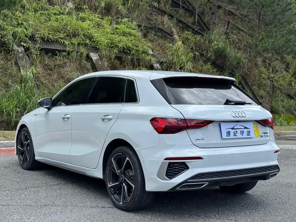 Audi A3 2022 из CN, фото 5