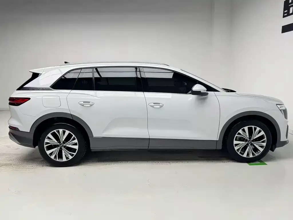 Audi Q5 e-tron 2023 из CN, фото 6