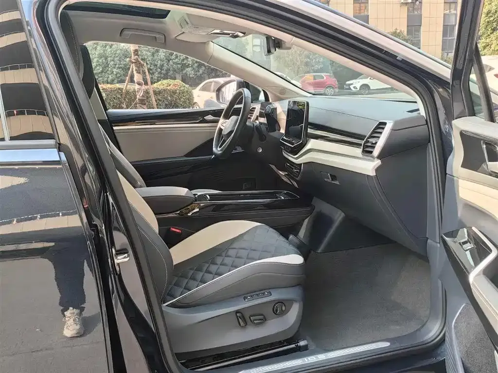Volkswagen ID.6 Crozz 2023 из CN, фото 10
