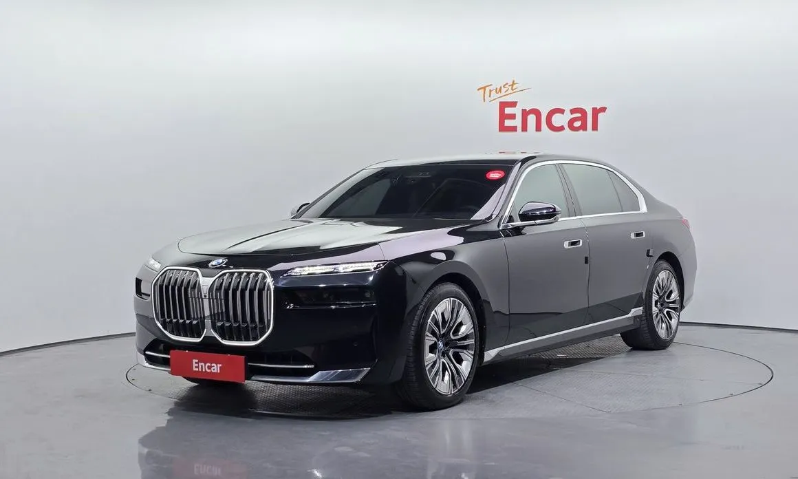BMW 7-Series 2023 из KR, фото 1