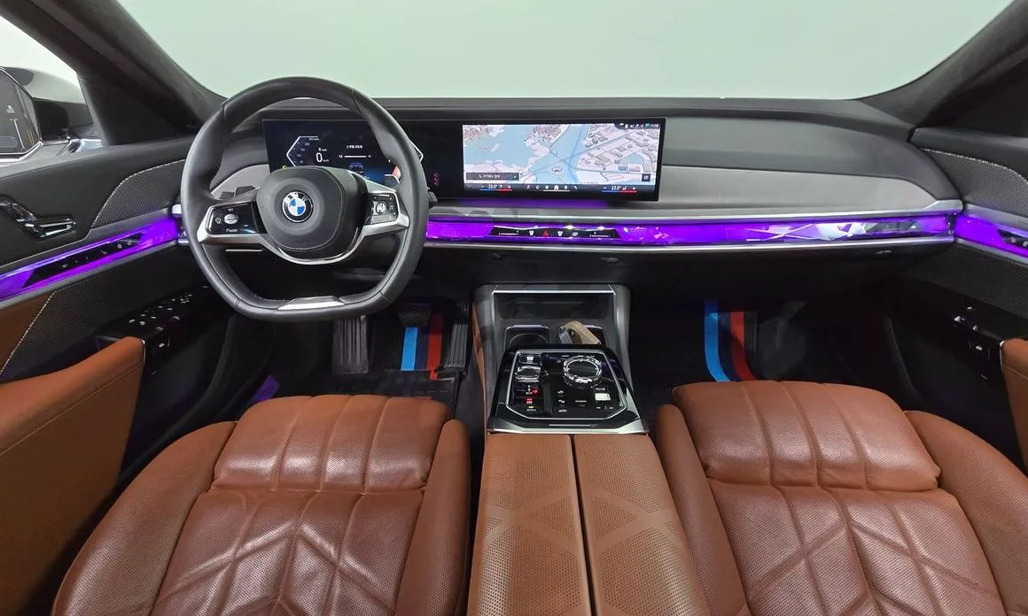 BMW 7-Series 2023 из KR, фото 8