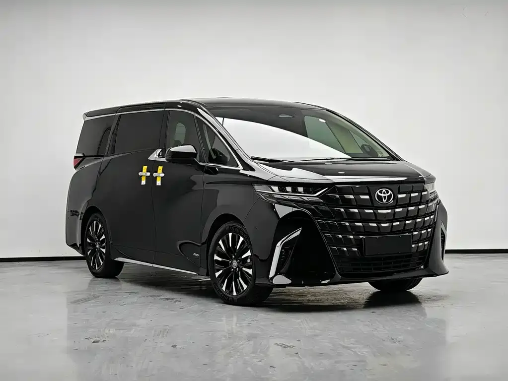 Toyota Alphard — фото 4