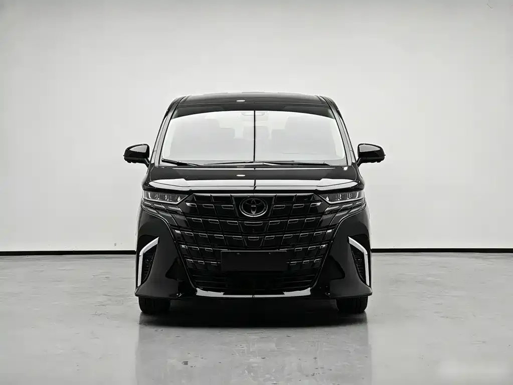 Toyota Alphard — фото 6
