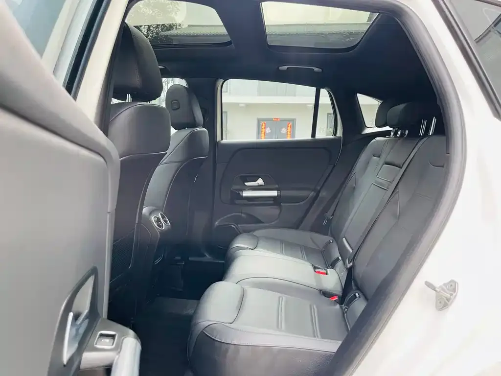 Mercedes-Benz GLA — фото 2