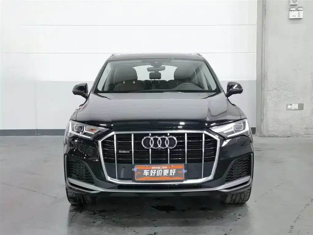 Audi Q7 — фото 6