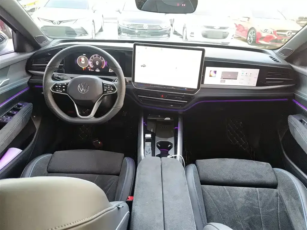 Volkswagen Passat — фото 2