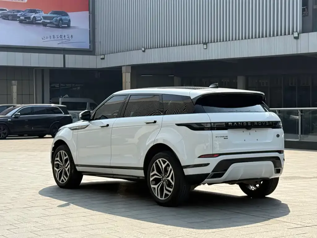 Land Rover Evoque — фото 6
