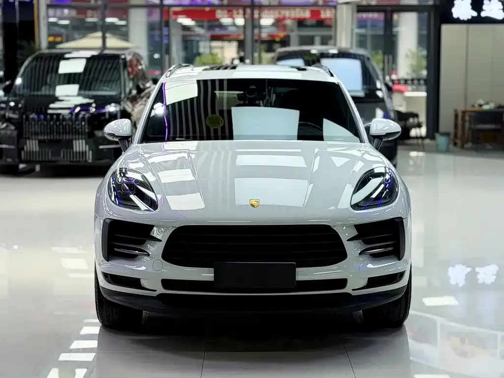 Porsche Macan — фото 10