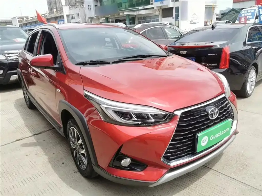 Toyota Yaris L — фото 7