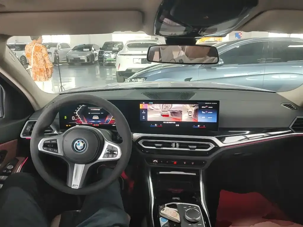 BMW i3 — фото 10
