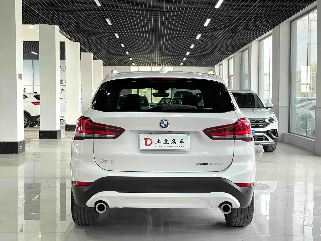 BMW X1 2021 из CN, фото 9